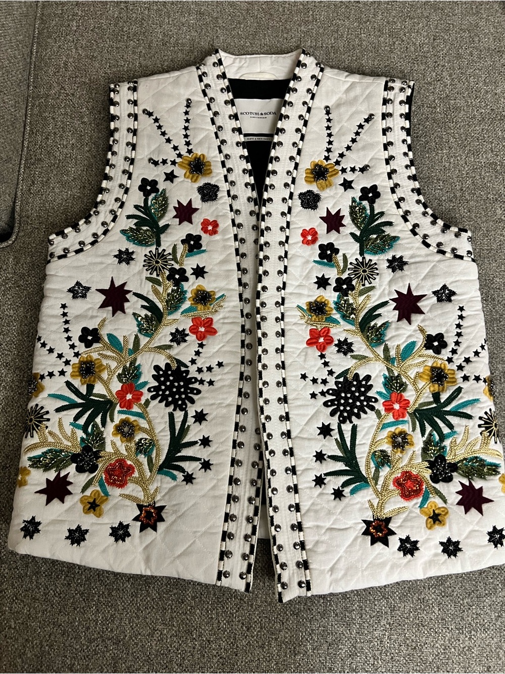 Scotch & Soda White Quilted Embroidered Floral Vest